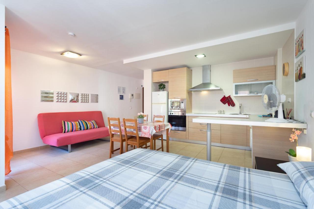 Palm Mar Studio Apartment Екстер'єр фото