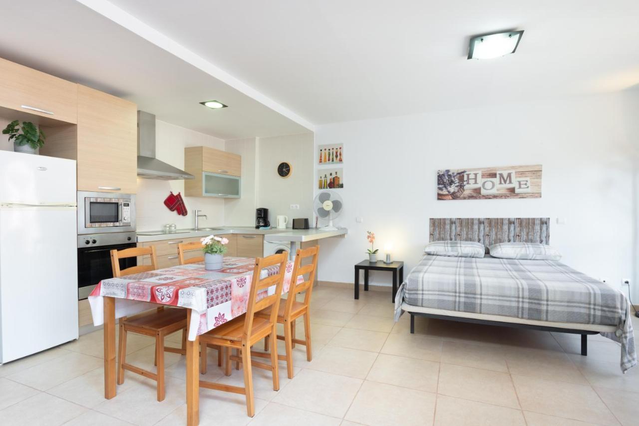 Palm Mar Studio Apartment Екстер'єр фото